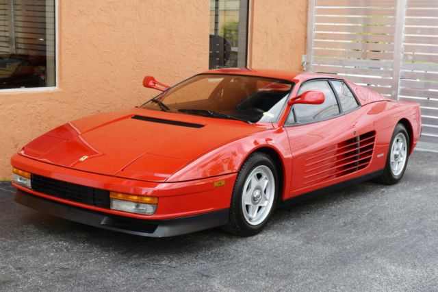 Rare Double Flying Mirror, original paint, one of just 300 US cars, 20k miles 1986 Ferrari Testarossa