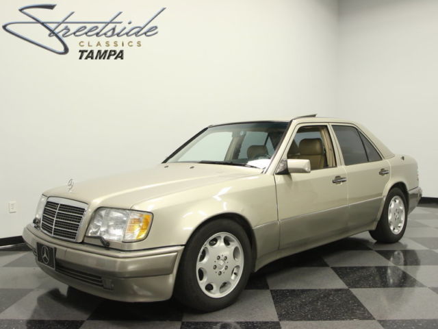 1994 Mercedes-Benz E500 - photo 2