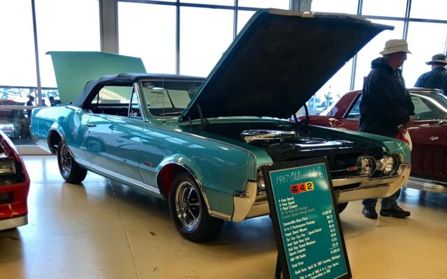 1967 Oldsmobile 442 - photo 2