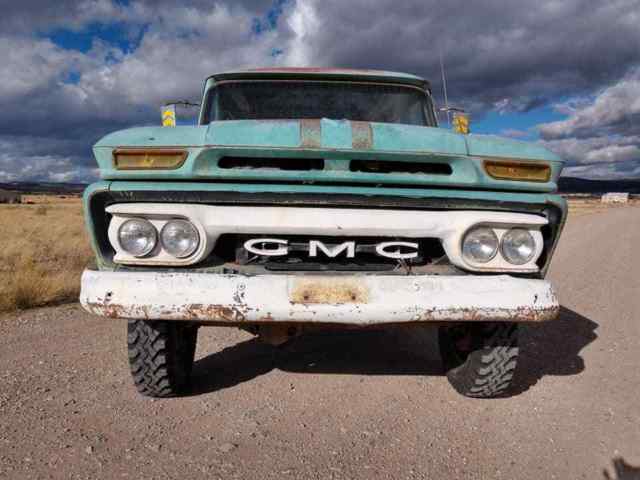1965 GMC Suburban Custom - photo 11