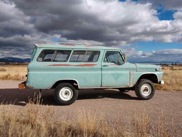 1965 GMC Suburban Custom - photo 4
