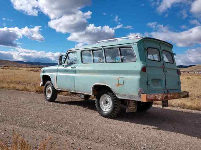 1965 GMC Suburban Custom - photo 7