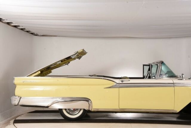 1959 Ford Fairlane -- - photo 12