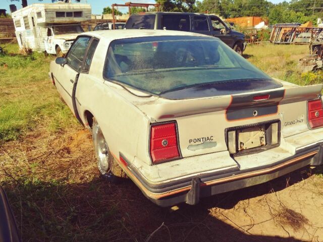 1986 Pontiac Grand Prix - photo 8
