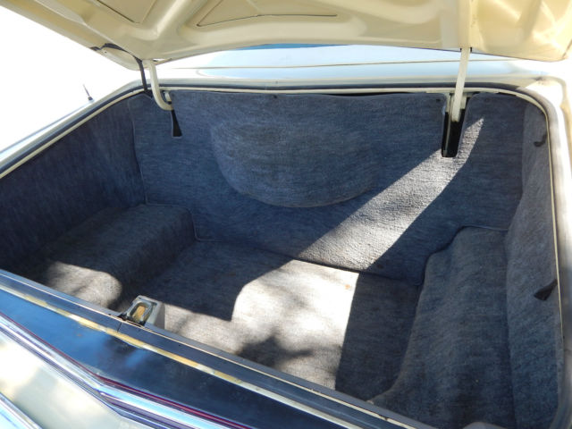 1977 Lincoln TOWN COUPE - photo 12