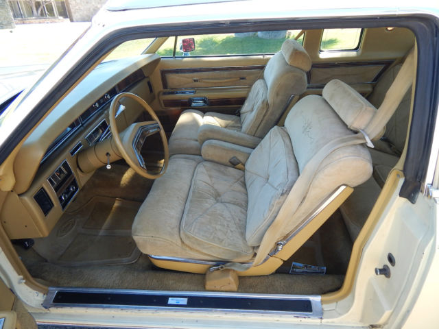 1977 Lincoln TOWN COUPE - photo 7