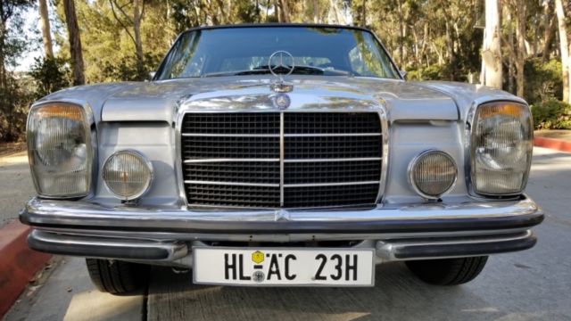 1971 Mercedes-Benz 200-Series - photo 8