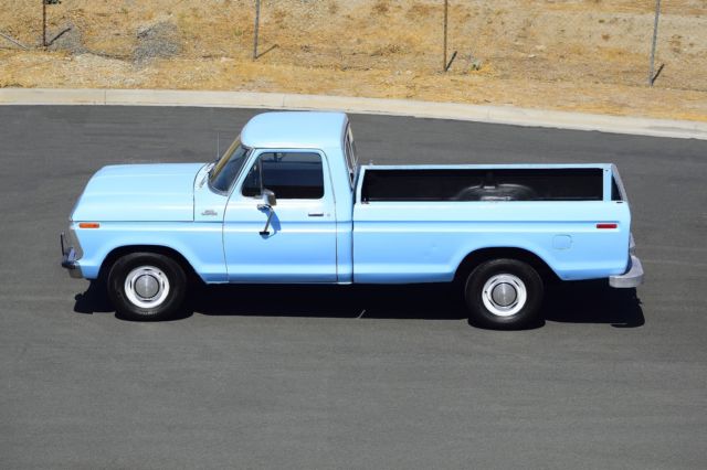 1977 Ford F-100 Custom-302 V8-Automatic-Extra Clean-Inspected- - photo 12
