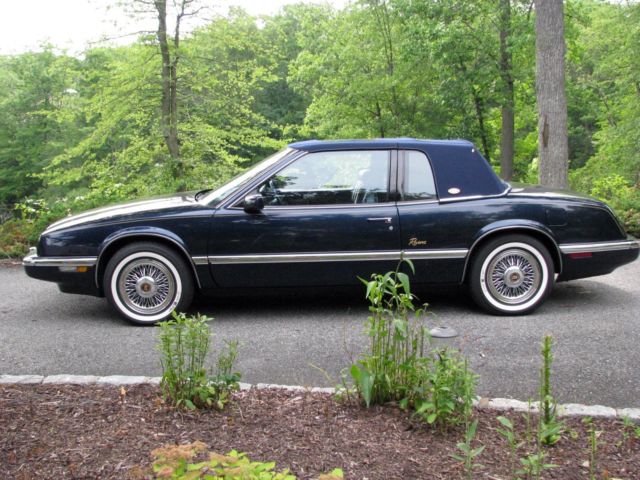 1989 Buick Riviera Landau AND Sunroof - photo 11