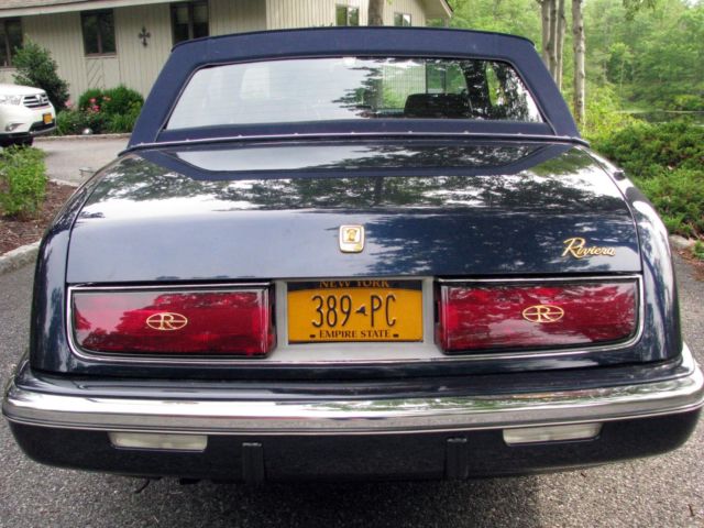 1989 Buick Riviera Landau AND Sunroof - photo 5