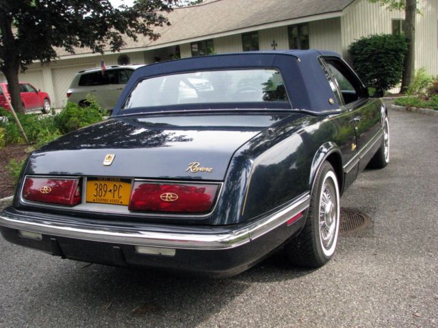 1989 Buick Riviera Landau AND Sunroof - photo 7