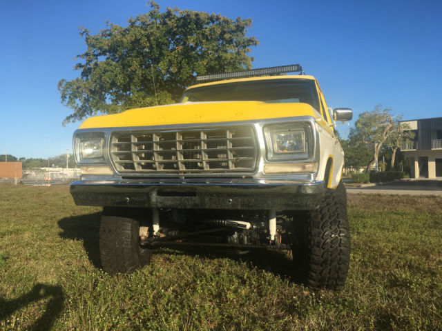 1979 Ford Bronco Custom Sport Utility 2-Door - photo 12