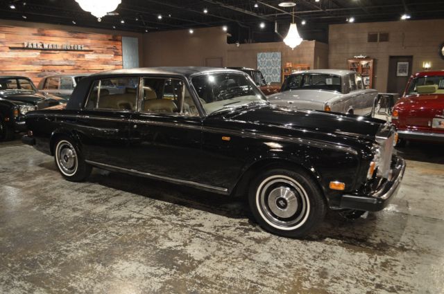 Rare Fuel injected! Stunning & beautiful from America's best in RR & Bs. 1980 Rolls-Royce Silver Shadow - Wraith II - Long Wheel Base ("LWB")