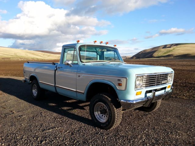 RARE Glacier Blue/Alpine White--Beautiful 1974 IH Pickup in Excellent Condition! 1974 International Harvester Other Deluxe