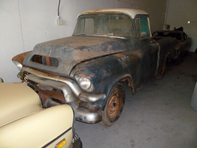 RARE GMC Suburban Carrier Special Order 1 of 1 Cameo All Original 1/2 ton 1956 GMC 101 Special Small Back Window