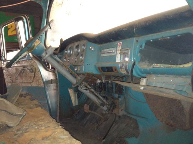 1956 GMC 101 Special Small Back Window - photo 11