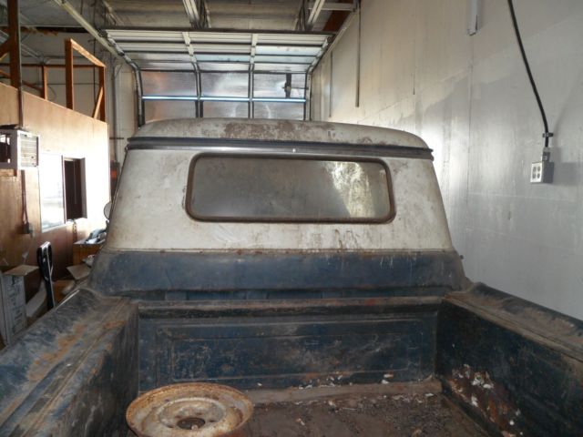 1956 GMC 101 Special Small Back Window - photo 3