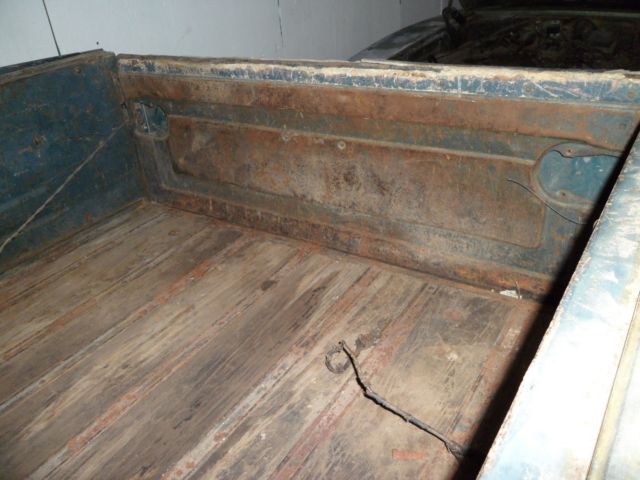 1956 GMC 101 Special Small Back Window - photo 7
