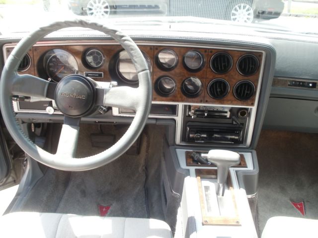 1986 Pontiac Grand Prix AEROCOUPE 2+2 - photo 11