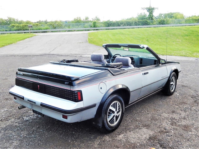 1986 Pontiac Sunbird GT - photo 5