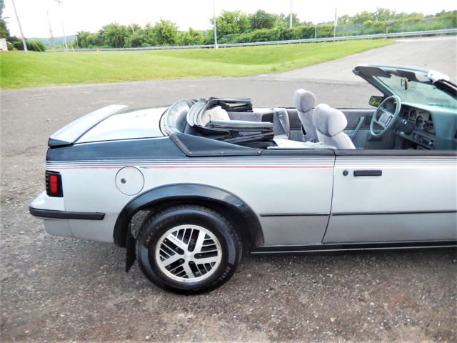 1986 Pontiac Sunbird GT - photo 9