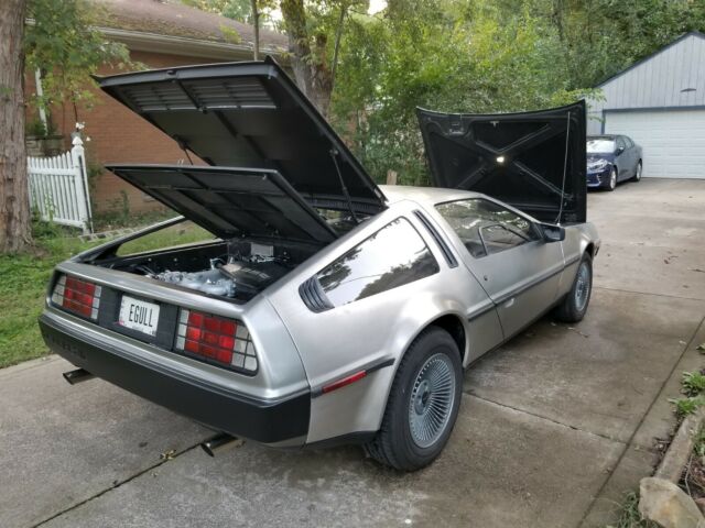 1981 DeLorean DMC-12 - photo 2