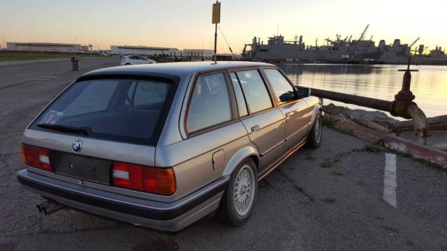 Rare Imported 1988 BMW 320i Touring w/ m20b25 swap 1988 BMW 3-Series 320i Touring