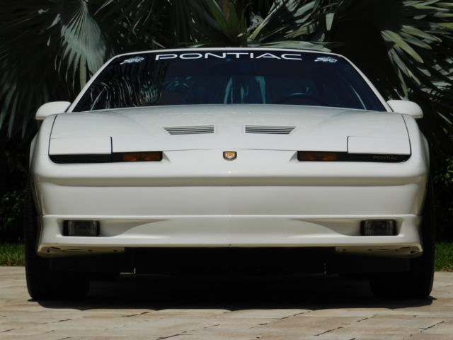 1989 Pontiac Firebird Turbo Trans Am Indy 500 Festival car - photo 11