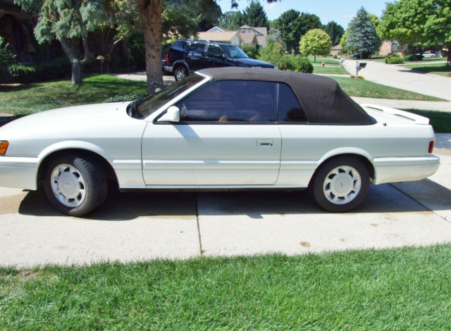 1992 Infiniti M30