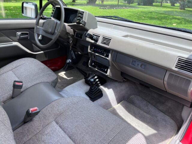 1991 Isuzu Other - photo 9