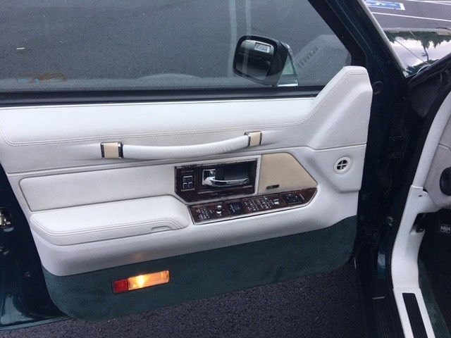 1992 Lincoln Town Car JACK NICHLAUS - photo 9