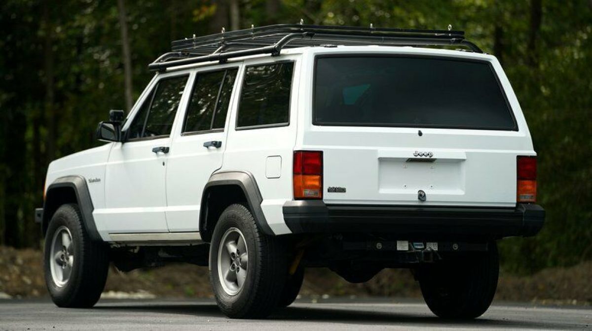 1992 Jeep Cherokee 4dr Wagon Base - photo 6