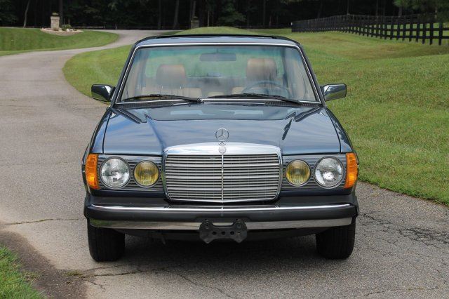 1985 Mercedes-Benz 300-Series - photo 3