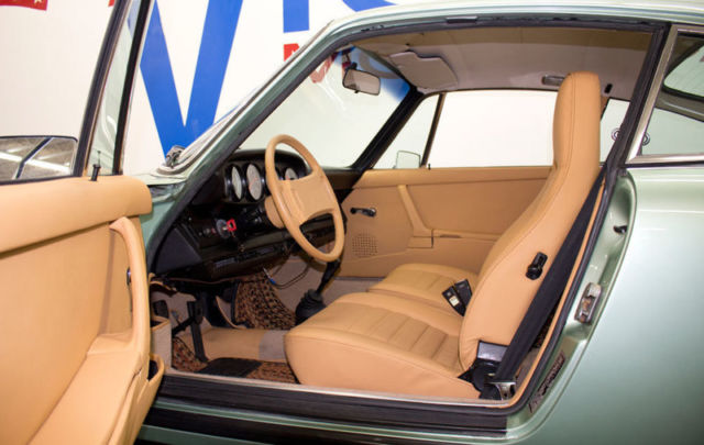 1974 Porsche 911 - photo 11