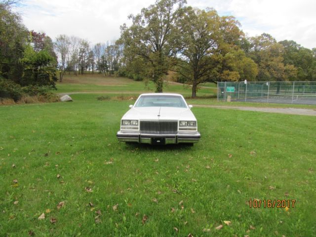 RARE LOW ORIGINAL MILES AND LOW PRODUCTION SURVIVOR 1978 Buick Riviera