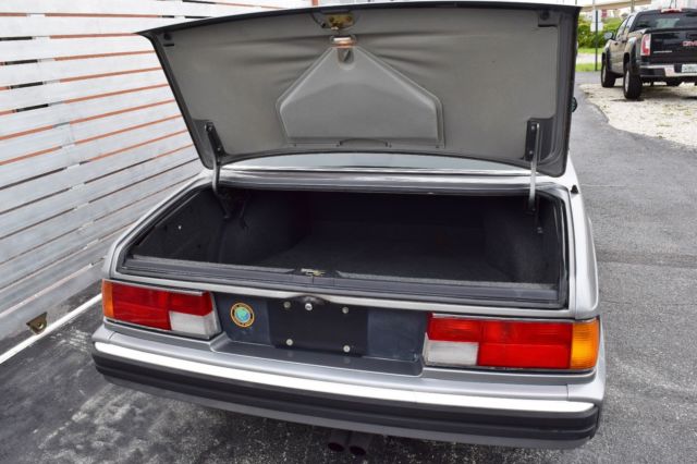 1988 BMW 6-Series 635 CSI / manual gear box / LOW MILES - photo 7