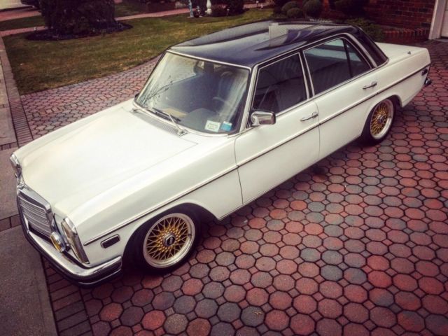 1976 Mercedes-Benz 200-Series E Class - photo 2