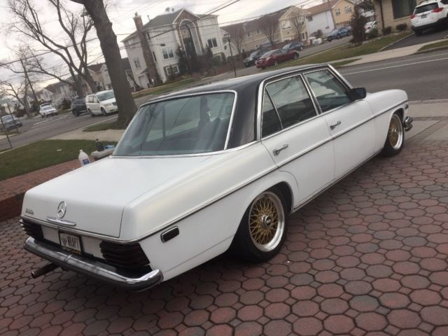 1976 Mercedes-Benz 200-Series E Class - photo 5