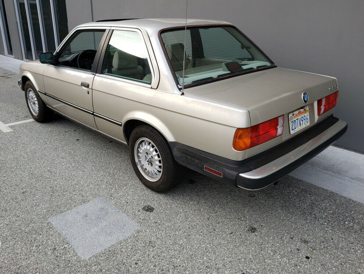 1987 BMW 3-Series E30 - photo 3