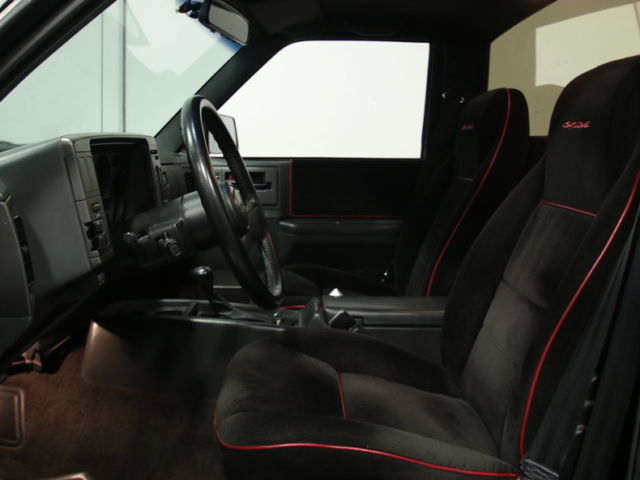1991 GMC Syclone - photo 4