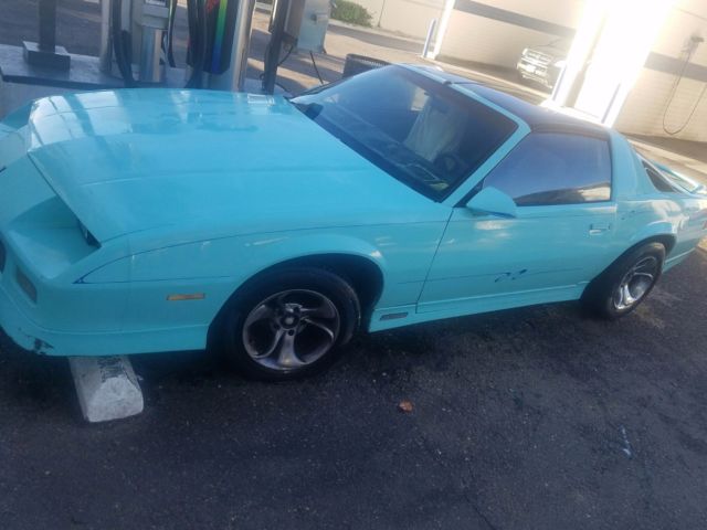 Rare Muscle Car Manual Transmission newer clutch and catalit TTops strong stere 1988 Chevrolet Camaro Runs Drives Body Inter VGood 2.8L V6 5spd manual