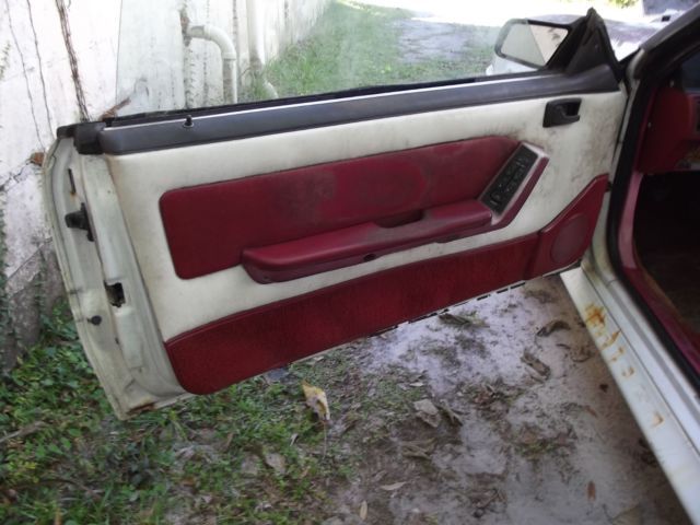 1987 Ford Mustang GT - photo 7