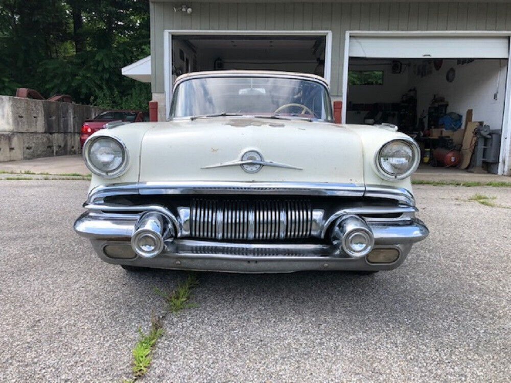1957 Pontiac Bonneville - photo 2