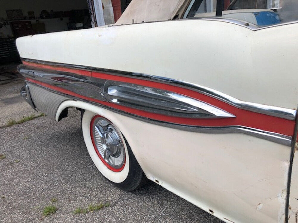 1957 Pontiac Bonneville - photo 7
