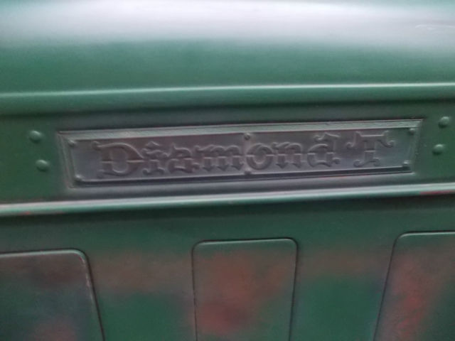 1933 Other Makes 1933 Diamond T and 1927 Auburn Sedan Base - photo 12