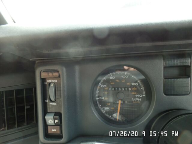 1989 Pontiac Firebird Formula 350 - photo 2