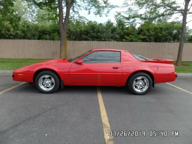 1989 Pontiac Firebird Formula 350 - photo 7