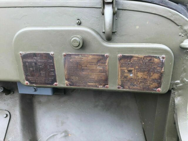 1942 Willys Station Wagon - photo 5