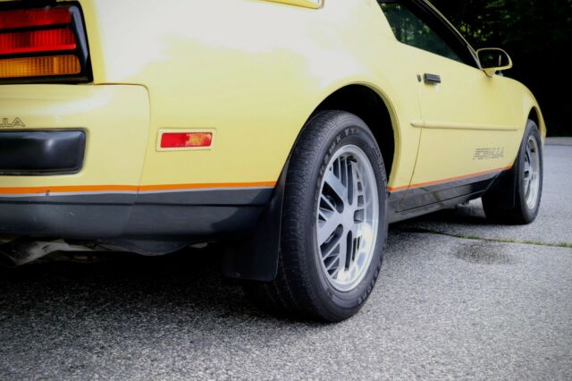 1987 Pontiac Firebird Formula - photo 10
