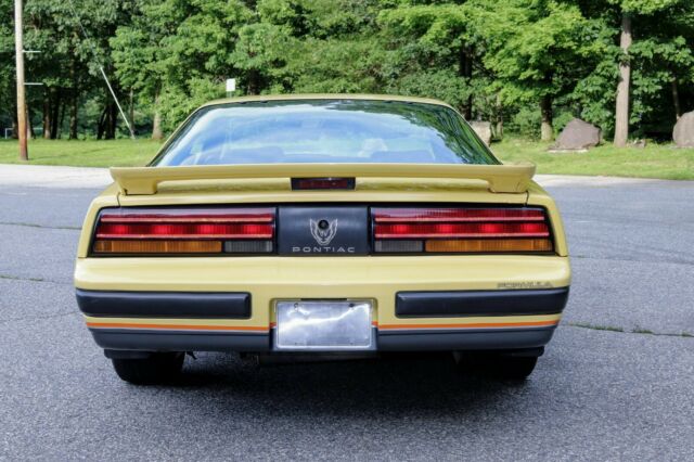 1987 Pontiac Firebird Formula - photo 4